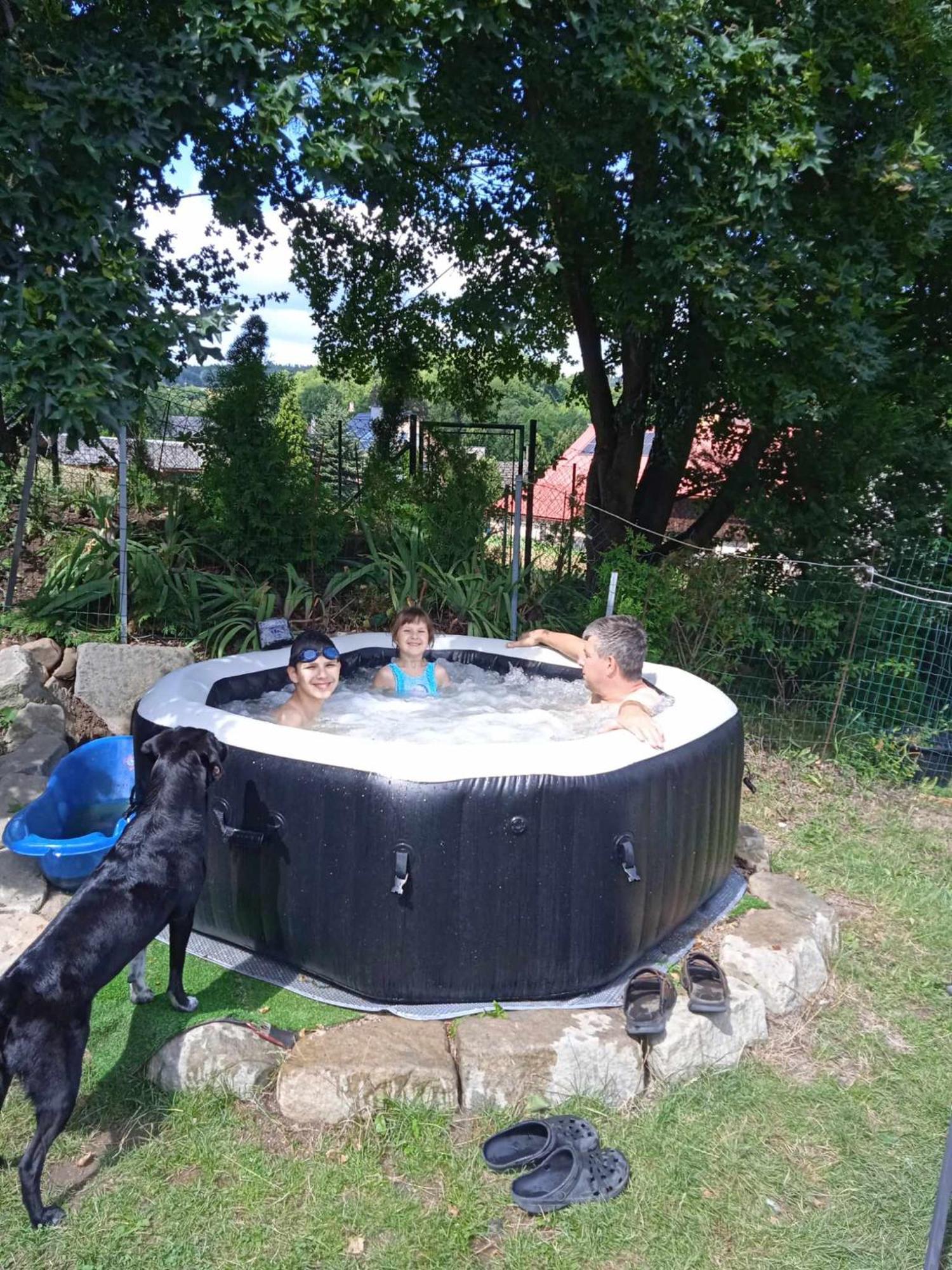 Pension Doctor Dvůr Králové nad Labem エクステリア 写真